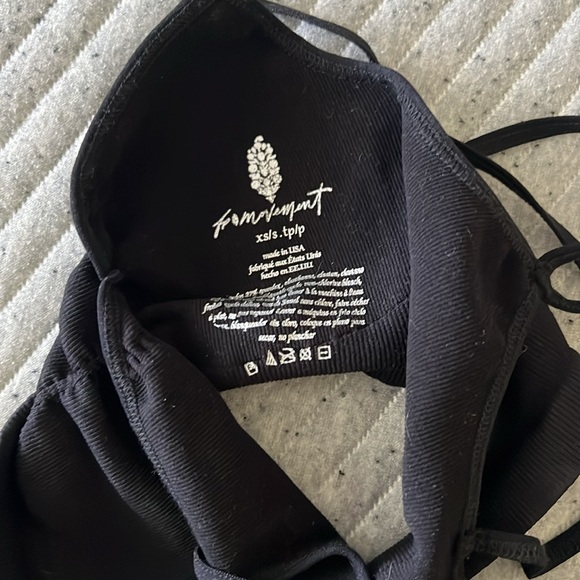 Free people intimately and free people movement bra bundle - Picture 5 of 5